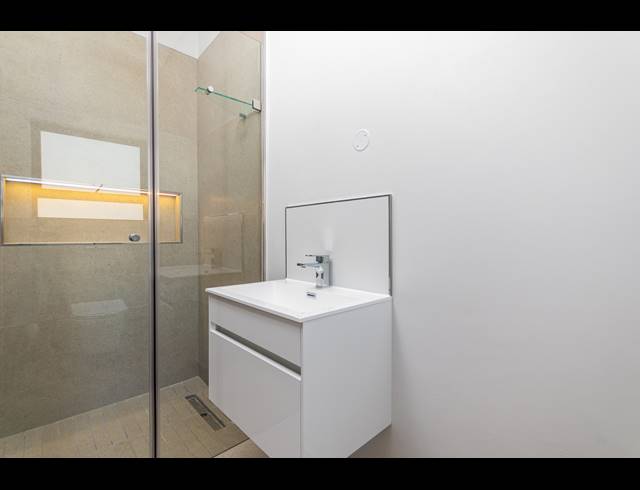 4 BEDROOM FREEHOLD FOR SALE IN SANDOWN